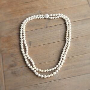 Vintage Faux Pearl Necklace